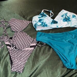 Women’s bathing suits